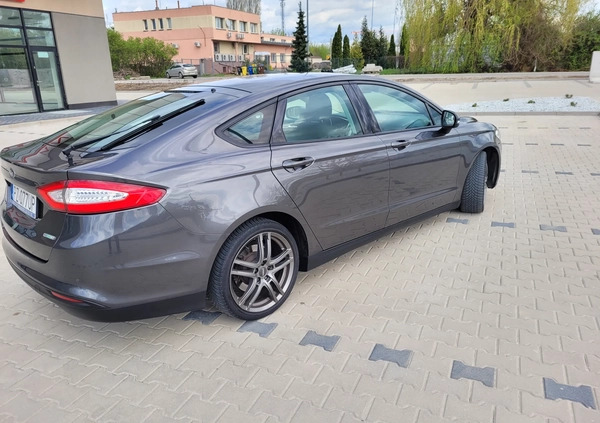 Ford Mondeo cena 44900 przebieg: 222800, rok produkcji 2016 z Swarzędz małe 254